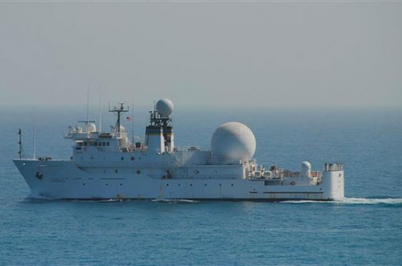 Իրանական նավերը ստիպել են ամերիկյան ռազմանավերին փոխել ուղղությունը