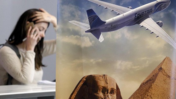 В Средиземном море ищут самолет EgyptAir