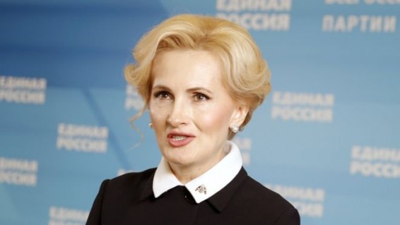 Правительство России поддержало законопроект Яровой против суицидов
