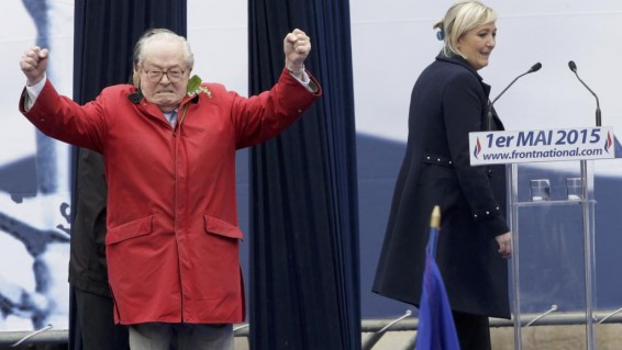 88-летний Ле Пен расписался за свою дочь