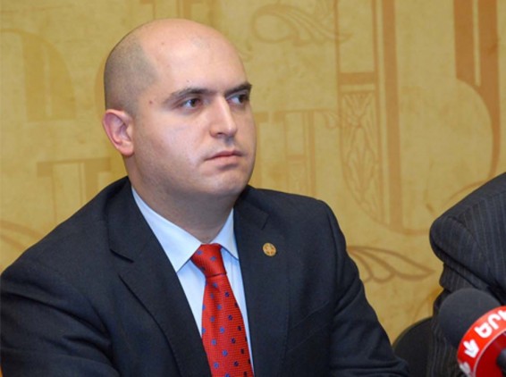 Ցավակցում եմ Արթուր Սարգսյանի հարազատներին, բարեկամներին և ընկերներին. Արմեն Աշոտյան