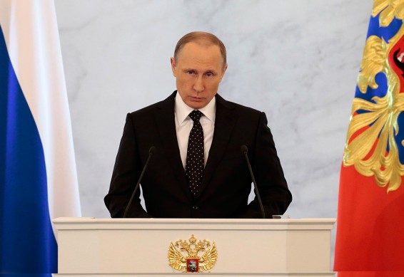 Путин призвал Росгвардию бороться с любыми попытками дестабилизации