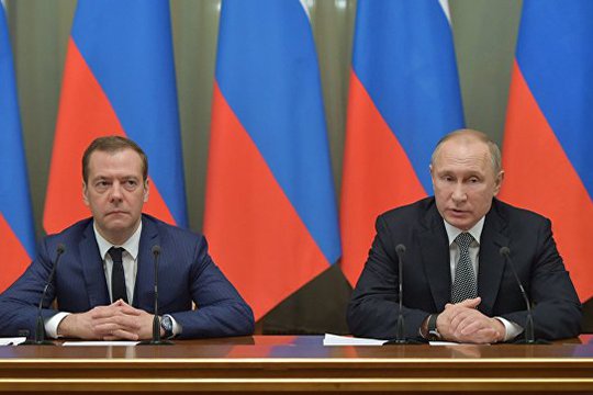 Կրեմլում կոռեկտ չեն համարել Մեդվեդևի նկատմամբ Պուտինի վերաբերմունքի մասին հարցը