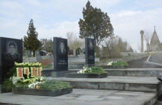 Նրանք իրենց կյանքը տվել են, որ այս լուսավոր օրը հնարավորություն ունենանք ընտրության գնալու. Ադամ Սահակյանի մորաքույր