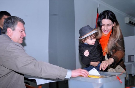 9/18 ընտրատեղամասում այս պահի դրությամբ քվեարկել են 1638 ընտրողներից շուրջ 260­-ը