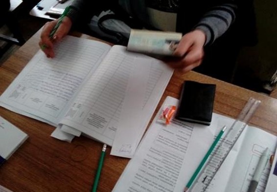 ՀՀԿ կոնֆետներ՝ Վանաձորի ընտրատեղամասերում