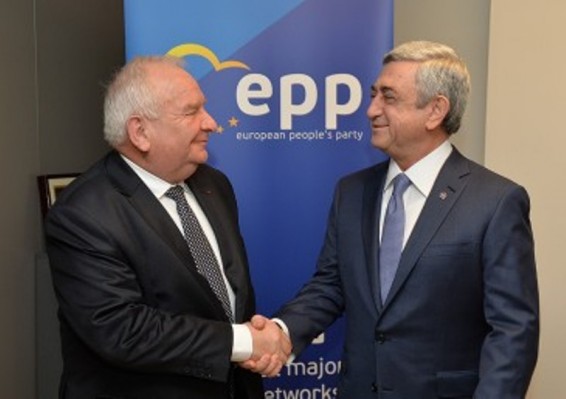 ԵԺԿ նախագահը շնորհավորել է Հանրապետականին մաքուր հաղթանակի առիթով