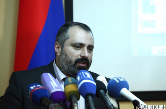 Մենք վերանորոգում ենք կոթողները՝ անկախ նրանից հայկական են, թե ոչ. Ադրբեջանի պես չենք ոչնչացնում. Դավիթ Բաբայան