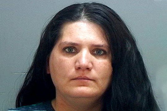 ԱՄՆ-ում ննջազգեստով կինը 6 բանկ է կողոպտել