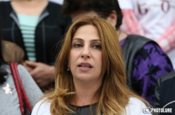 Մենք գնում ենք ՀՀԿ-ին շախ և մատ անենք. Զարուհի Փոստանջյան