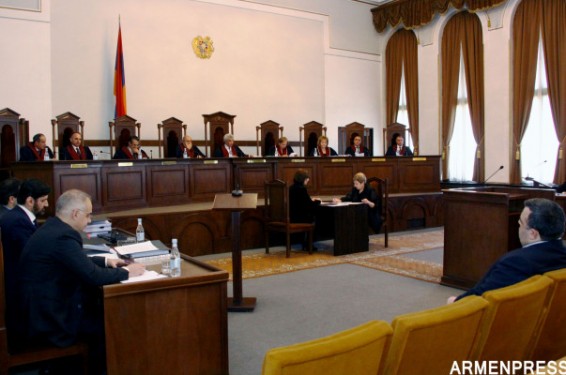 Դիտորդներին գումարները չեն վճարել, այս խաբված կարգավիճակում տասնյակ մարդիկ են. Դատախազության ներկայացուցիչը՝ ՍԴ-ում