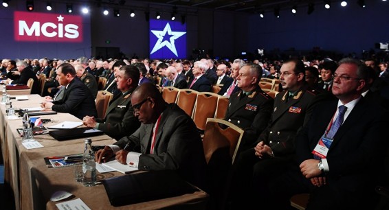 Министры обороны Армении и Ирана обсудили в Москве карабахский вопрос