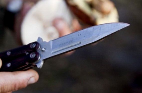 77-ամյա գյումրեցուն դանակահարել են թևատակից, դիակը հայտնաբերվել է դռան առաջ. armtimes.com