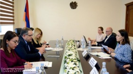 Վիգեն Քոչարյանն ընդունել է ԵԽ տեղական և տարածքային իշխանությունների կոնգրեսի դիտորդական առաքելության ներկայացուցիչներին