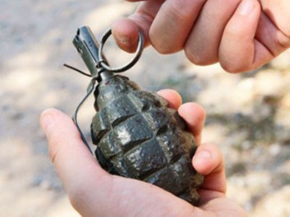 Ուկրաինայում նռնակ են նետել դատավորի տան բակ