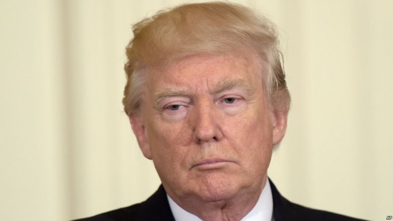 Трамп намекнул, что его разговоры с Коми могли записываться