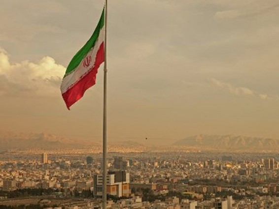 Իրանն այսօր ընտրություն է կատարում ազատական ու պահպանողական քաղաքական կուրսի միջեւ