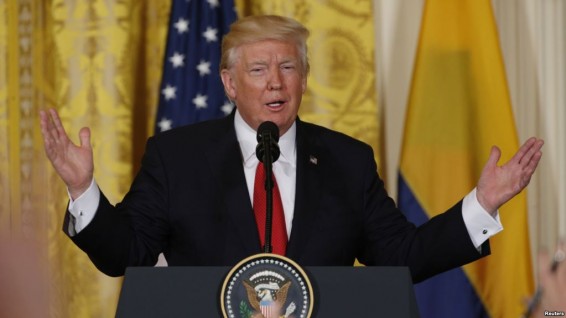 Трамп отрицает, что просил ФБР закрыть расследование