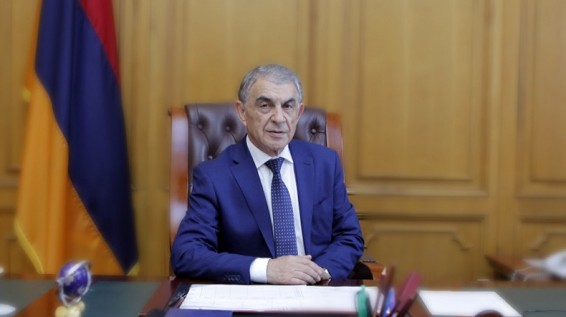 Արա Բաբլոյանը ծննդյան օրվա առթիվ շնորհավորել է ՀՀ արվեստի վաստակավոր գործիչ Արամ Սաթյանին