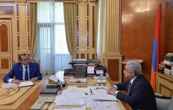 Video.  Արծվիկ Մինասյանը Նախագահին զեկուցել է