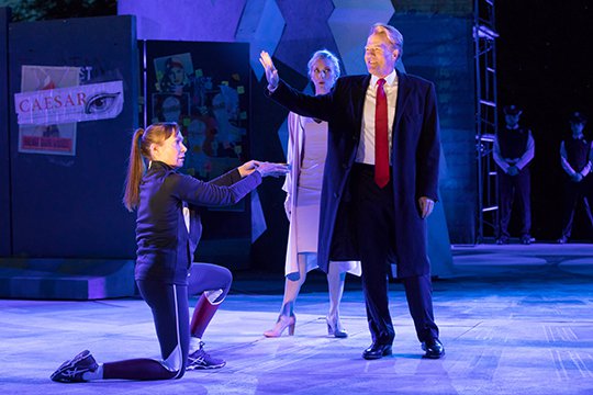 Նյու Յորքի թատրոնը կորցրել է հովանավորներին գլխավոր հերոսի՝ Թրամփին նման լինելու պատճառով