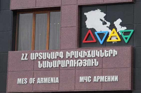 ԱԻՆ-ում ավե­լի ազդեցիկ երևալու համար կոպտորեն խախտում են համազգեստ կրելու կարգը