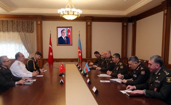 Ադրբեջանի ՊՆ ղեկավարն ընդունել է Թուրքիայի ռազմաբժշկական ծառայության պետին