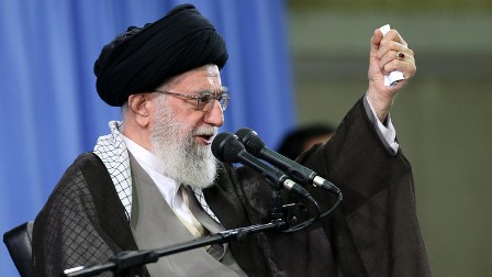 Хаменеи: нормализация отношений ИРИ с «террористическими» США невозможна