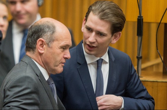 Ավստրիան առաջարկում է փակել փախստականների` Միջերկրական ծովով ԵՄ տանող ուղին