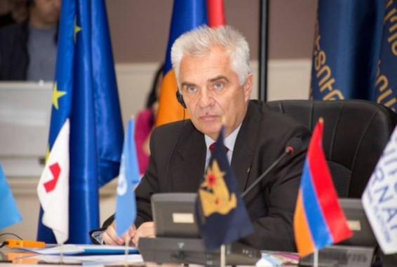 Եթե անկեղծորեն հետաքրքրված եք վիզային ռեժիմի ազատականացման հարցում, սկսեք կատարել այս տնային աշխատանքը. Պյոտր Սվիտալսկի