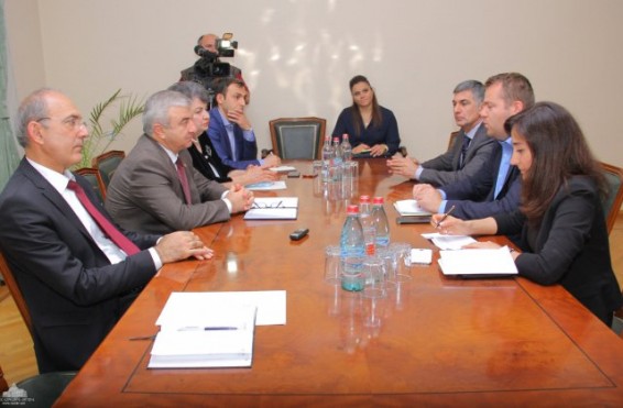 Արցախի խորհրդարանում ընդունել են բելգիացի սենատոր Յորիս Պոշետին