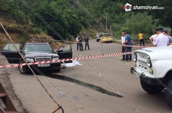 Ողբերգական դեպք Կապանում. վարորդը մեքենան վարելիս հանկարծամահ է եղել, ուղևորուհին իրեն ավտոմեքենայից դուրս է շպրտել. shamshyan.com