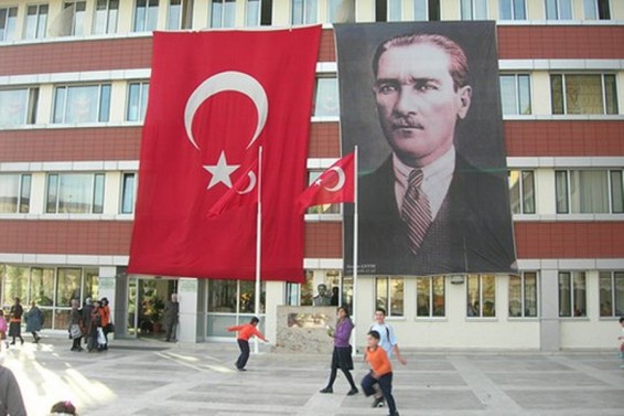 Թուրքիայի նոր կրթական ծրագրում ավելի շատ տեղ է հատկացված իսլամին, ավելի քիչ՝ Աթաթուրքին