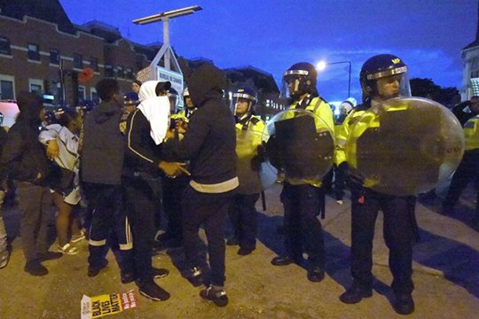 Լոնդոնում ցուցարարների հետ բախումից ոստիկաններ են տուժել