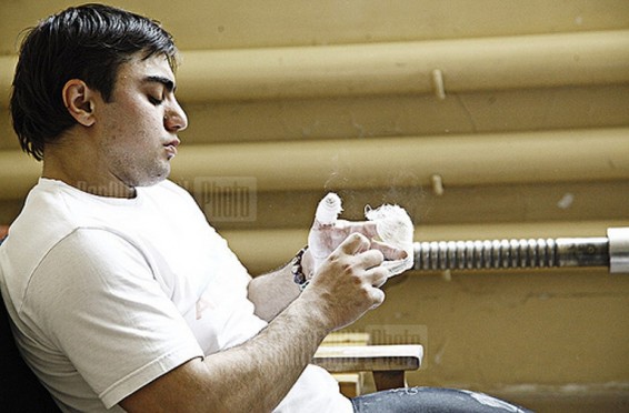 Աղջկա հետ փաթթվելու համար մարզիչս ընձի ծեծեց. Մել Դալուզյան