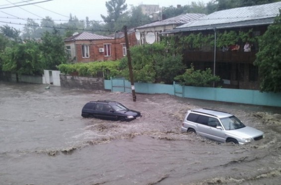 Փոթիում հեղեղվել են կենտրոնական փողոցները