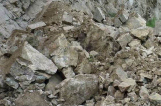 Փլուզում Զոհրապ Շհոյան փողոցում