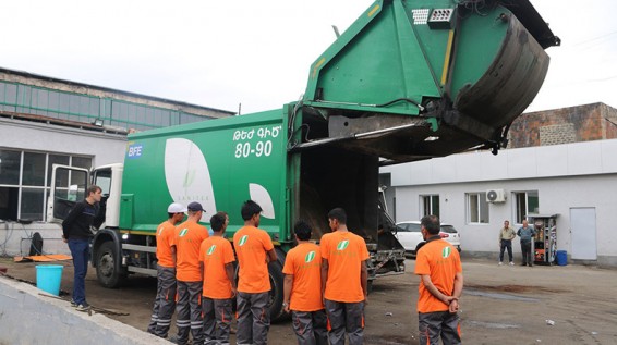 Այս պահին Երևան քաղաքում աղբահանության գործընթացում խափանումներ կան. «Սանիթեք»