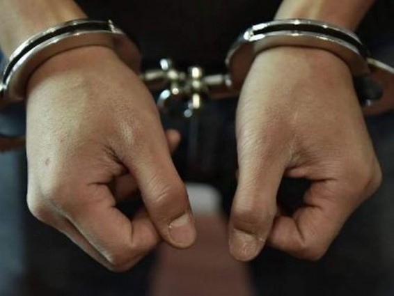 Օդանավակայանից բերման է ենթարկվել երեք հոգու դանակահարության մեջ կասկածվողը