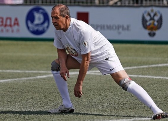 Սերգեյ Լավրովը ֆուտբոլ խաղալիս վնասել է ձեռքը