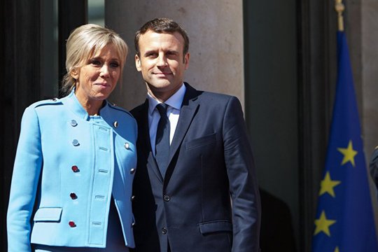 Ավելի քան 150 հազար ֆրանսիացիներ միջնորդագիր են ստորագրել Մակրոնի կնոջ դեմ