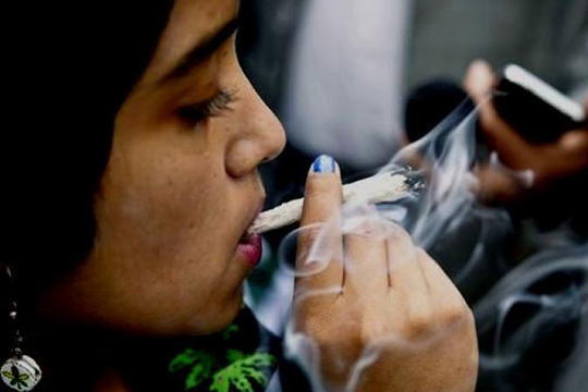 Մարիխուանա ծխելը կարող է նշանակալի մեծացնել հիպերտոնիայից մահանալու ռիսկերը. ամերիկացի գիտնական