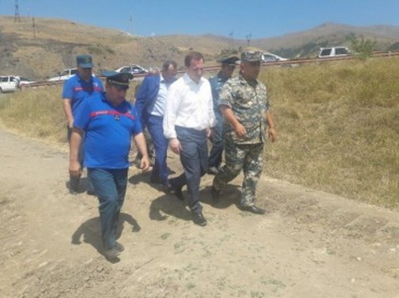 Հրդեհի վայրում է ՀՀ ԱԻ նախարար Դավիթ Տոնոյանը