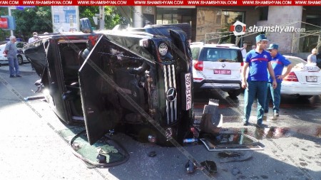 Խոշոր ավտովթար Երևանի Սախարովի հրապարակում. 2 երեխա տեղափոխվել է հիվանդանոց